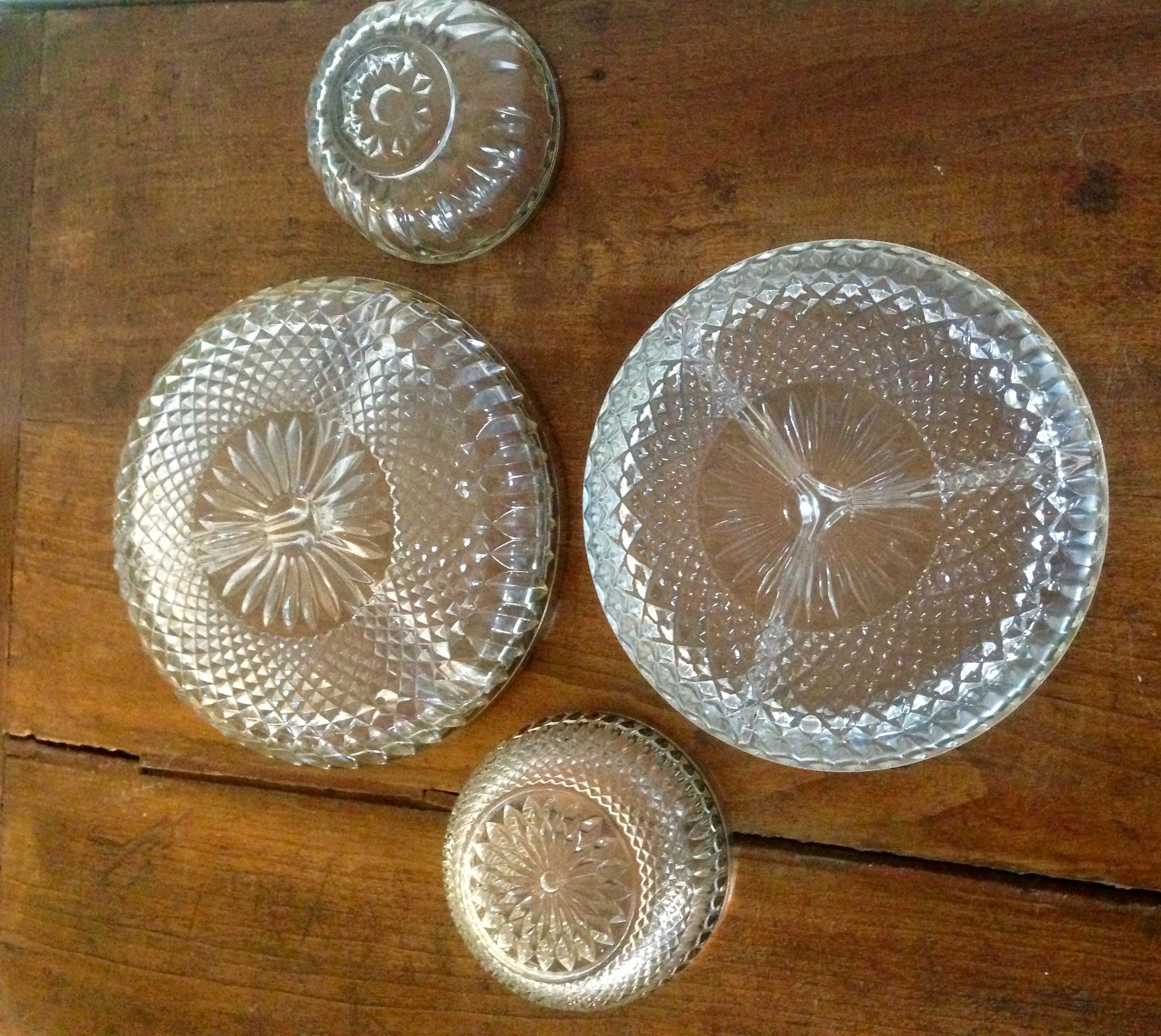 Dishes and ramekins chiseled glass and silver metal