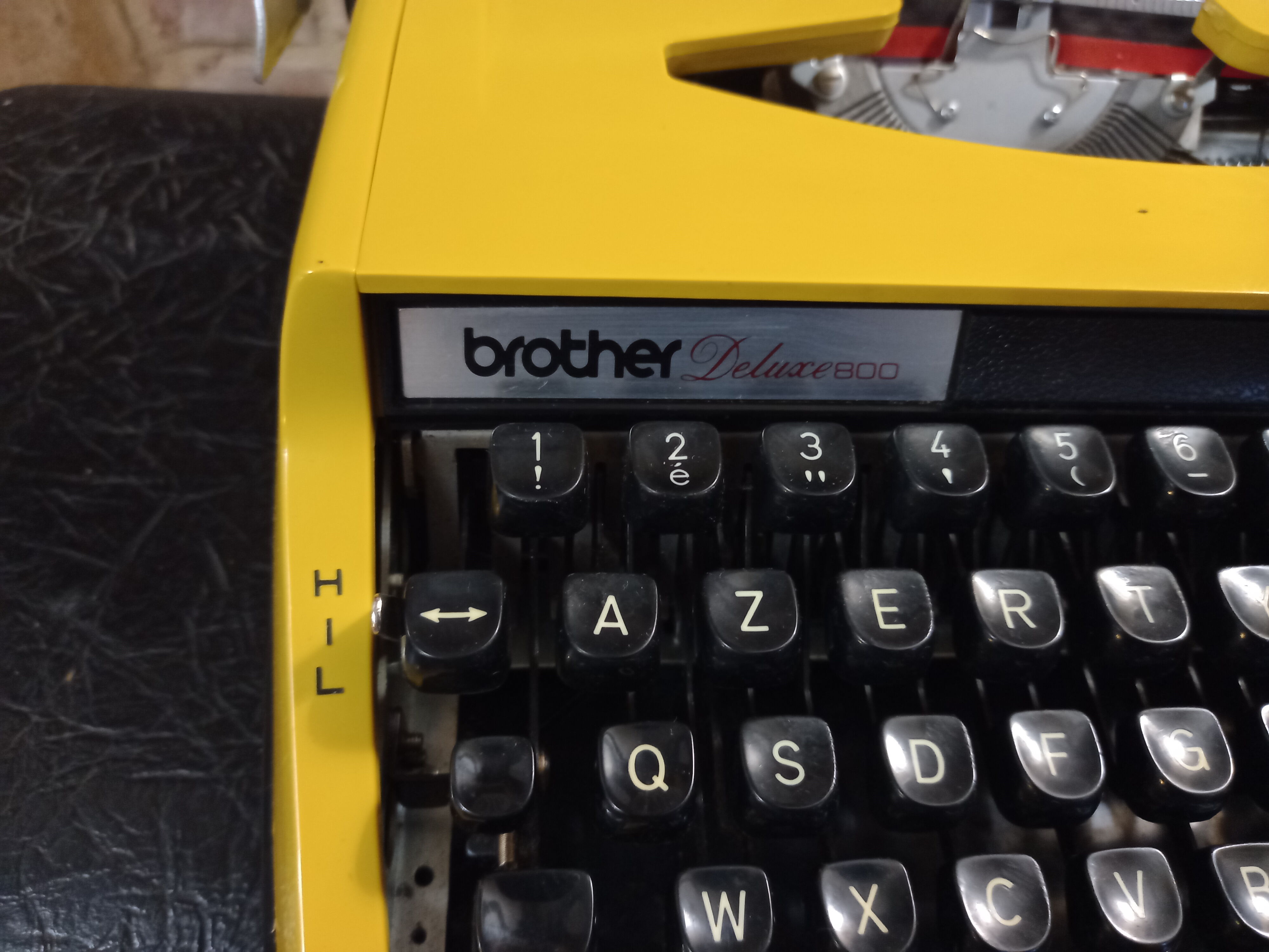 Brother Deluxe 800 typewriter