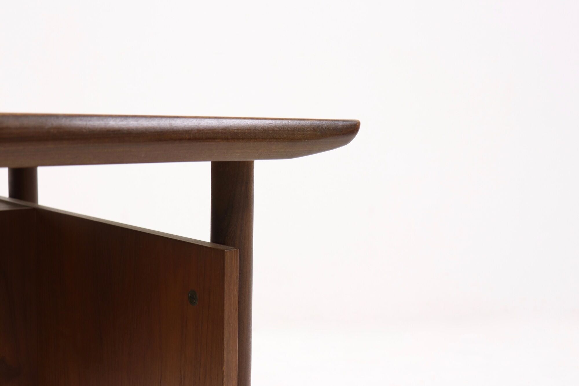 Mid century teak 'Cow Horn' Writing Desk by Tijsseling for Hulmefa 1960s