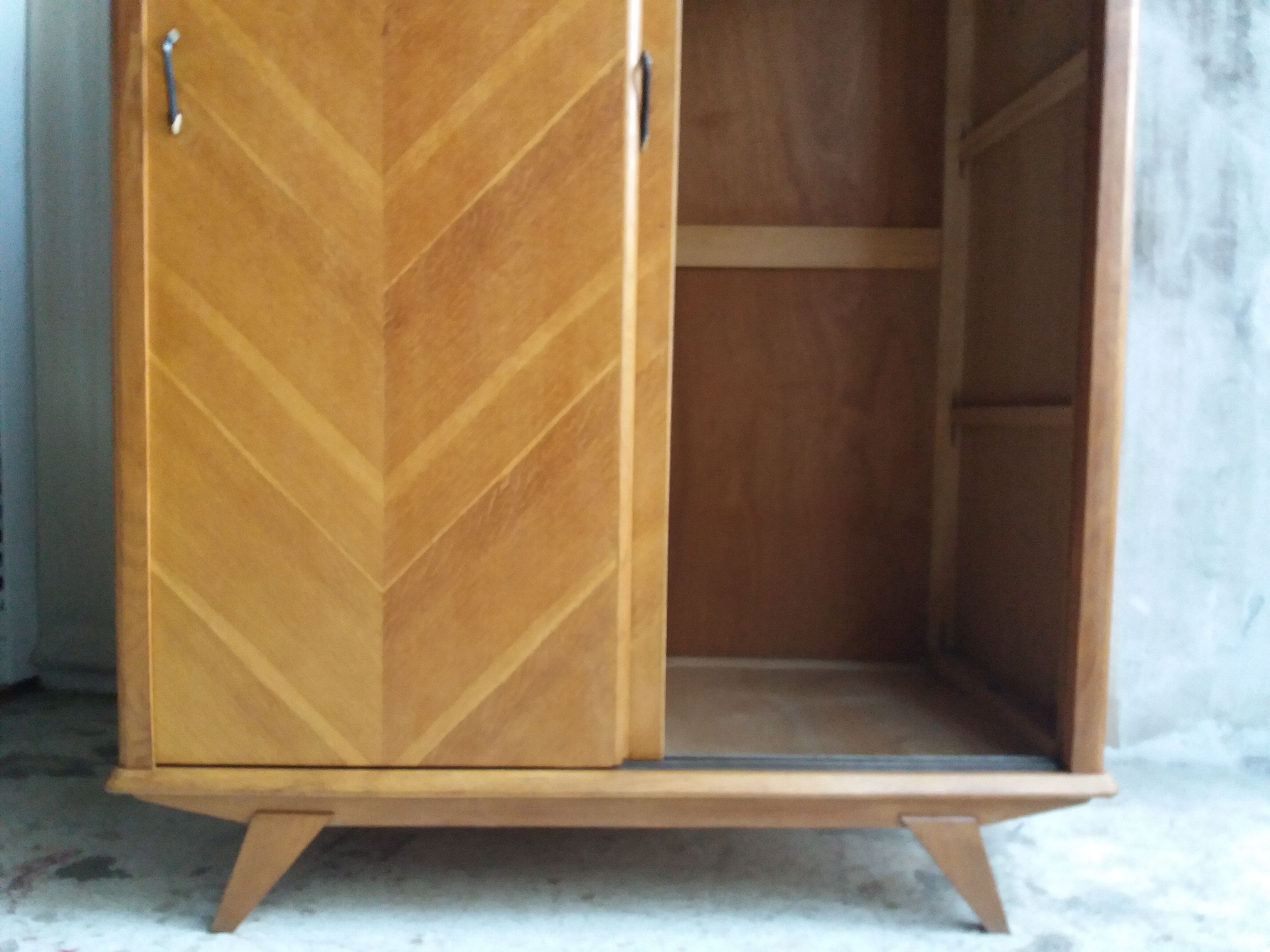 Vintage wardrobe with 2 sliding doors