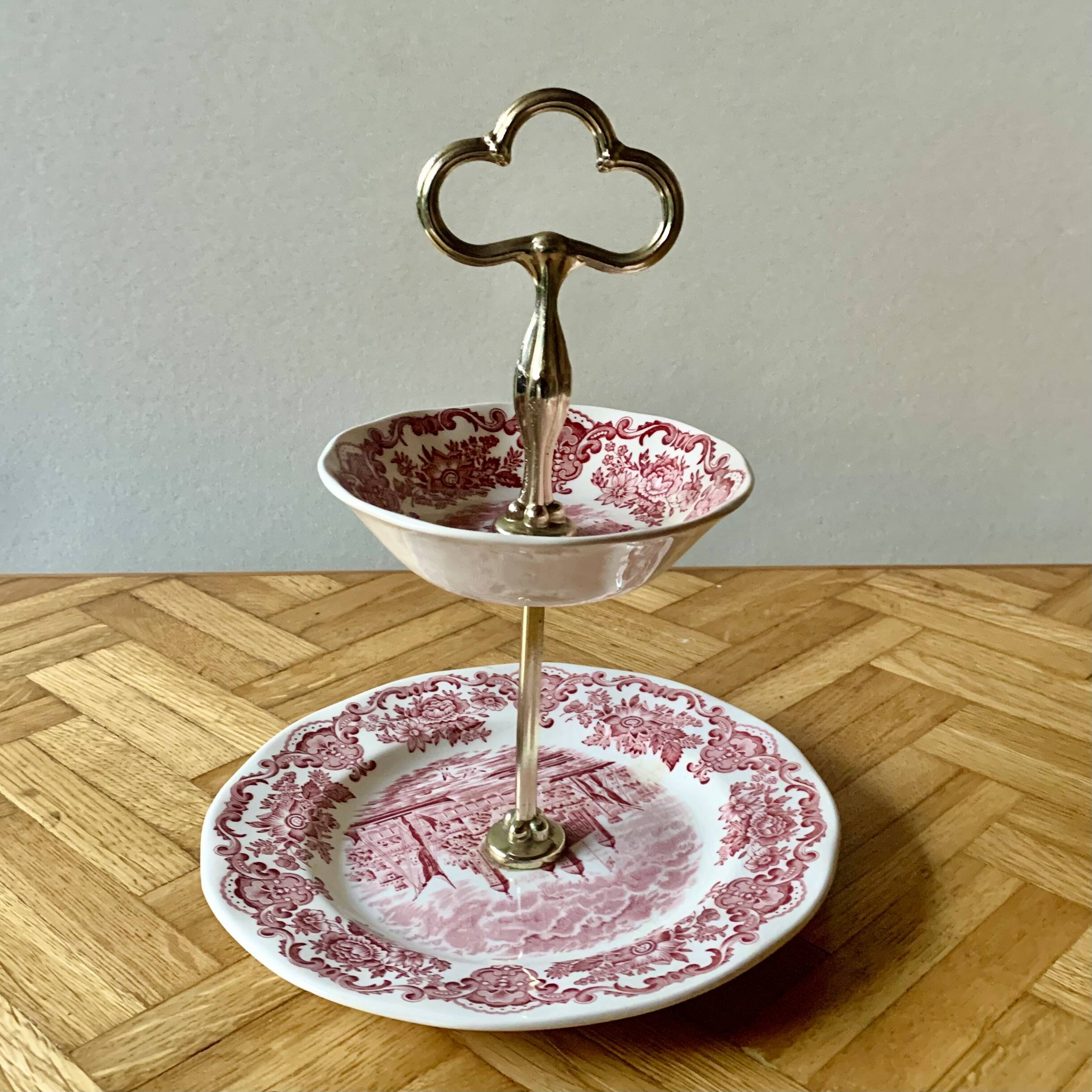 Antique double-decker servant - Enoch Wedgwood (Tunstall) Ltd - Royal Homes of Britain - 1960