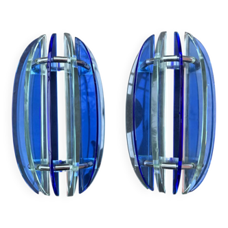 Two Veca Fontana Arte wall lights from 1970.
