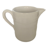 Pichet ancien en ceramique blanche