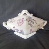 Antique porcelain tureen "Vieux Paris", 19th century, with shaped handles