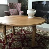 Old round lounge table