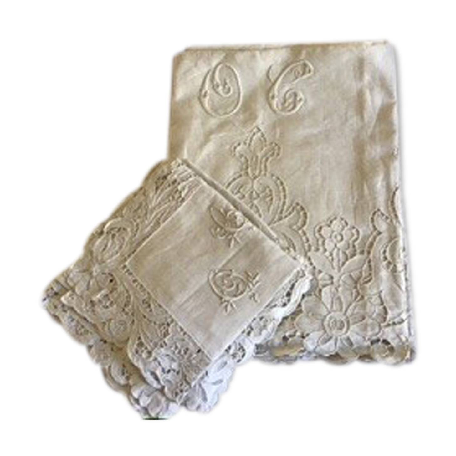 Linen adornment Richelieu OC