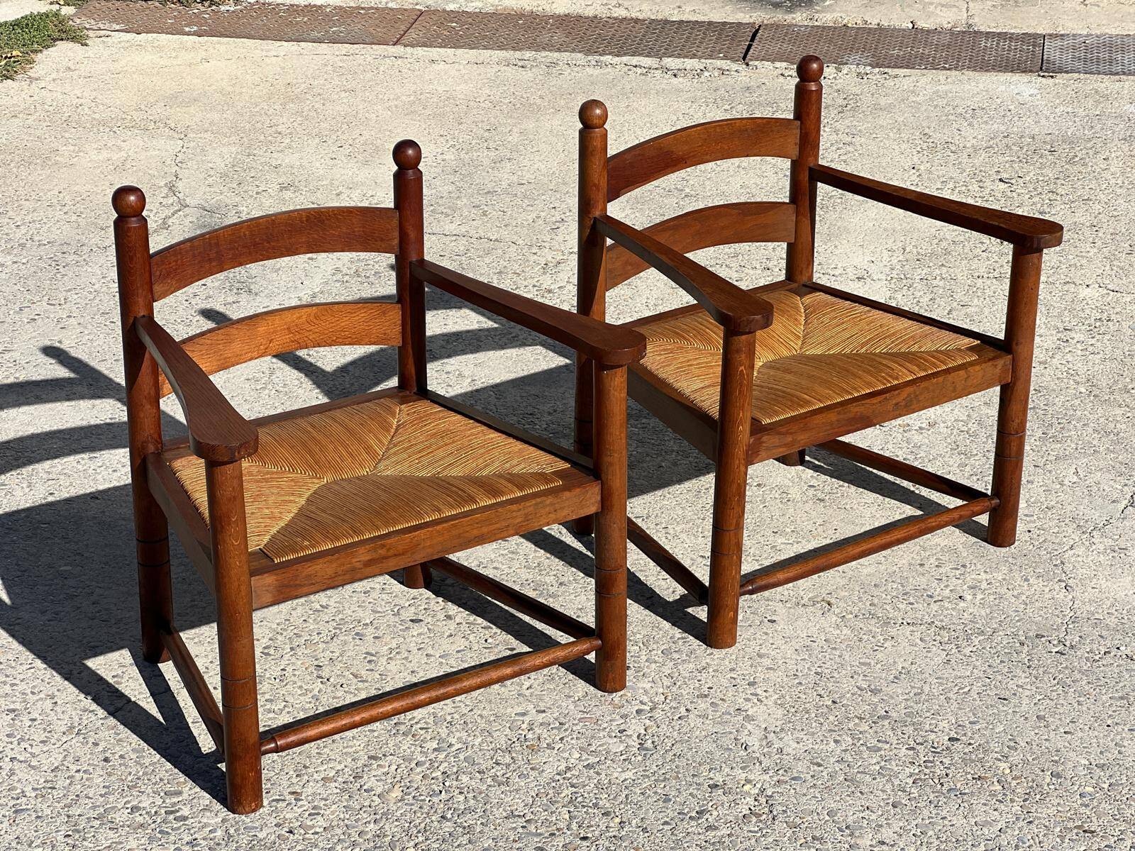 Paire de fauteuils bois et paille, travail français  1960