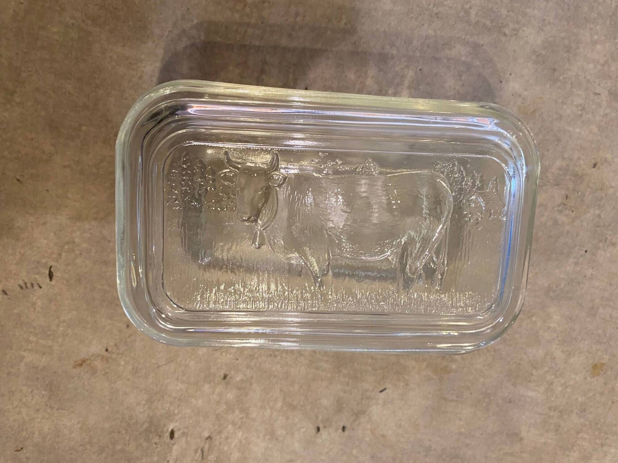 Old butter dish with glass cow decor brand duralex vintage 1970s