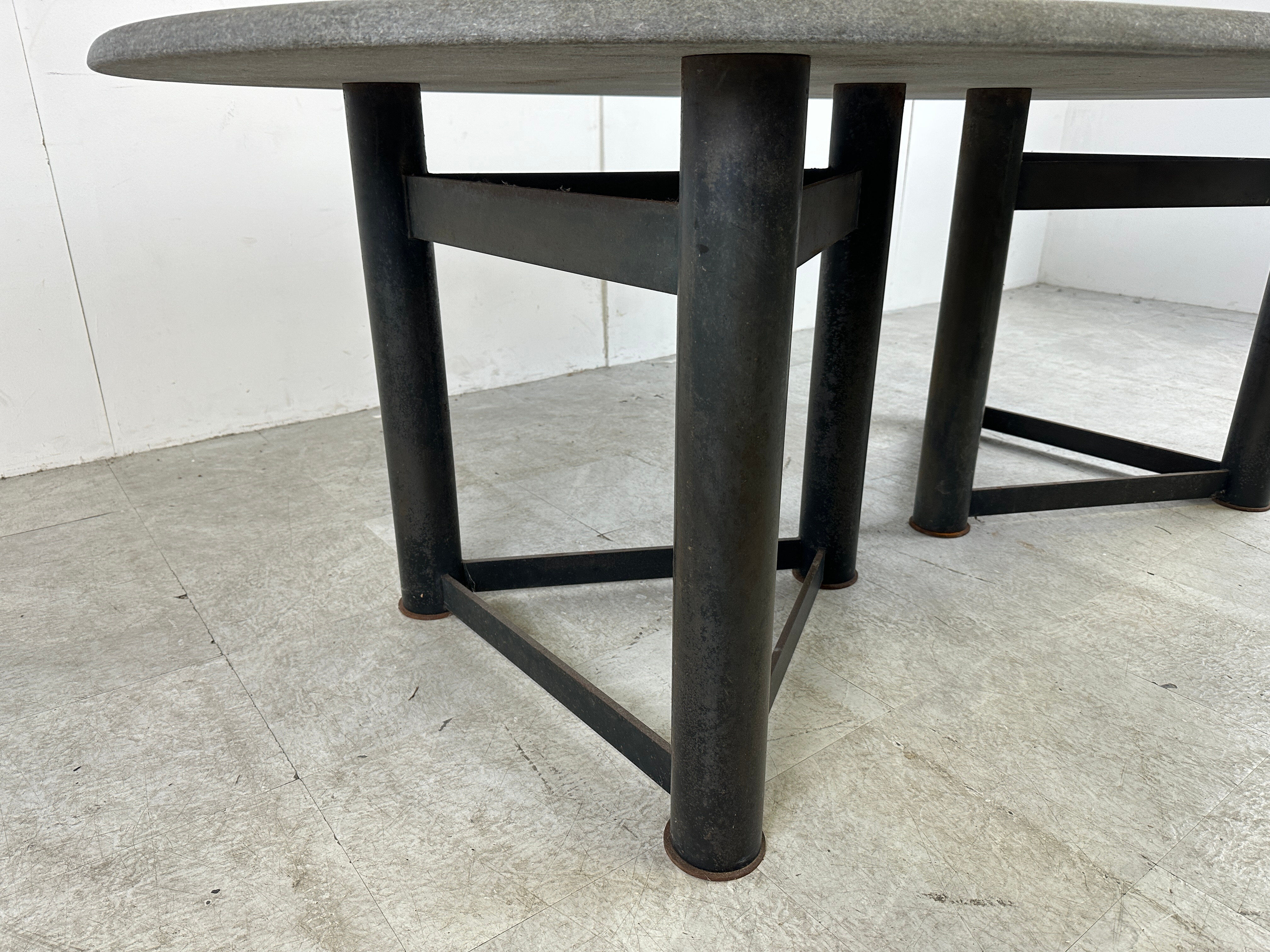 Table à manger ovale dans le style de Jan Vlug, années 1970.