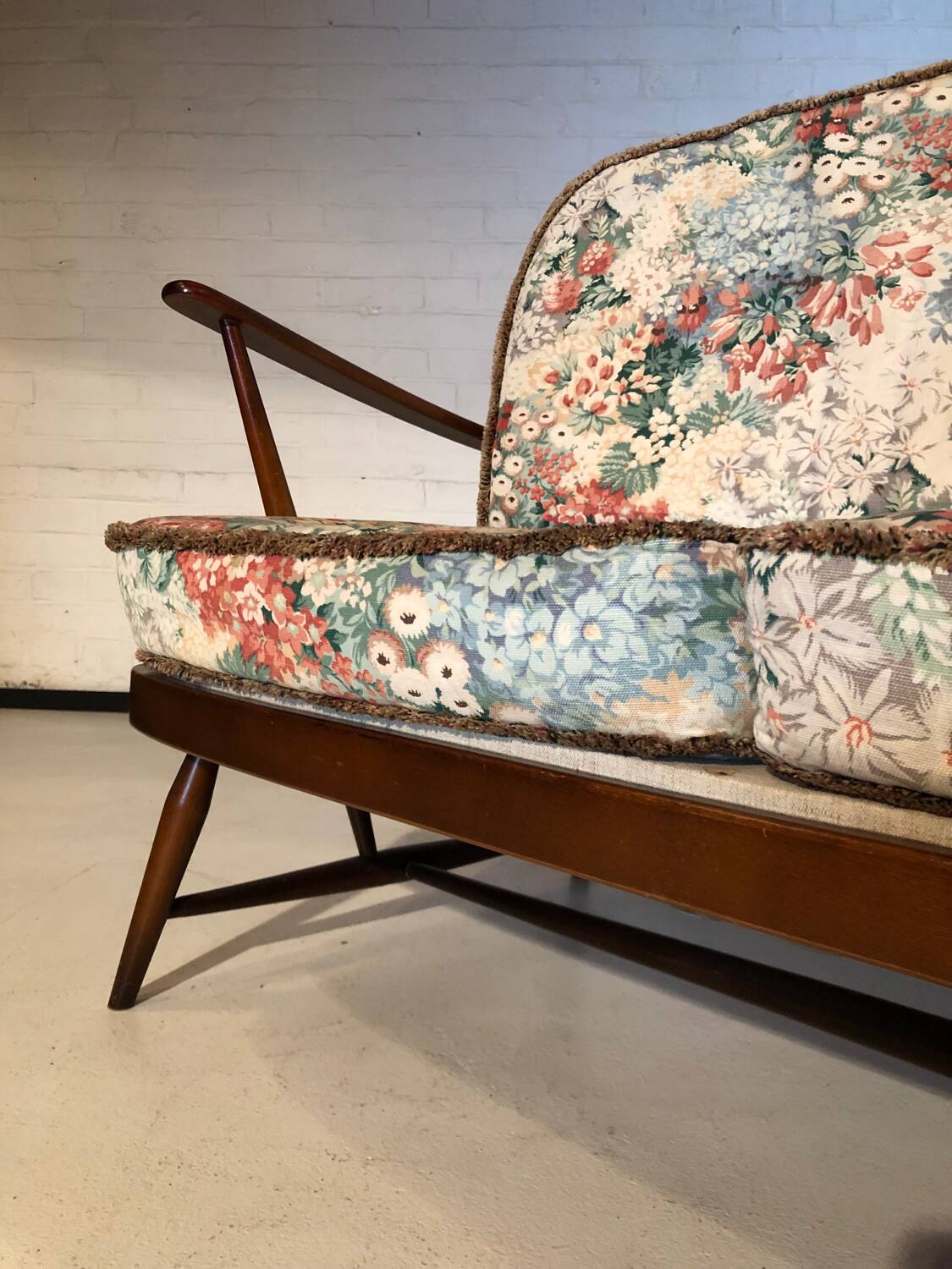 ERCOL England 2-seater bench circa 1960