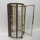 Vintage showcase in brass, glass and mirrors