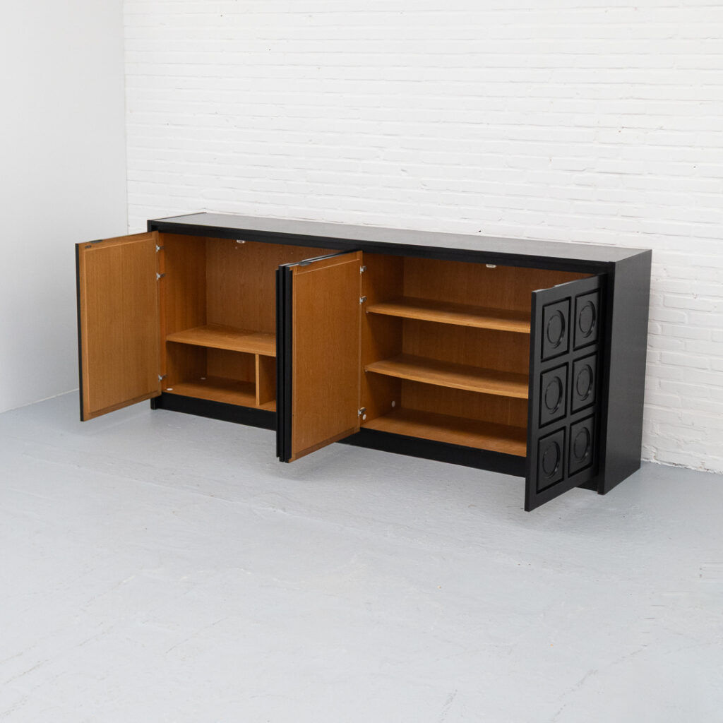 Buffet brutaliste belge des années 1970