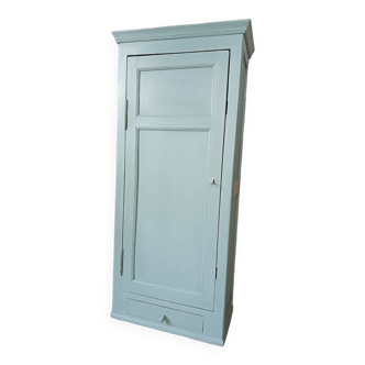 Parisian hosiery wardrobe