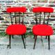 Paire de chaise moumoute rouge année 70