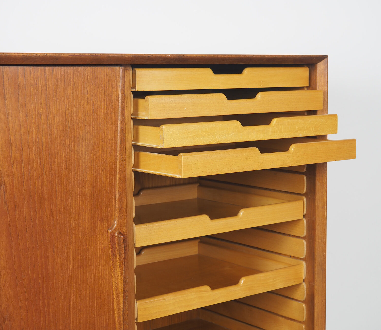 No. 17 buffet from Omann Jun, 1960s