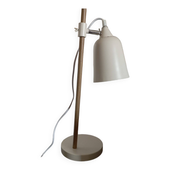 Desk lamp