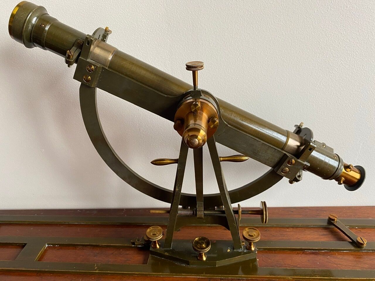Kern& Cie Aarau scientific and topographic measuring device in its box