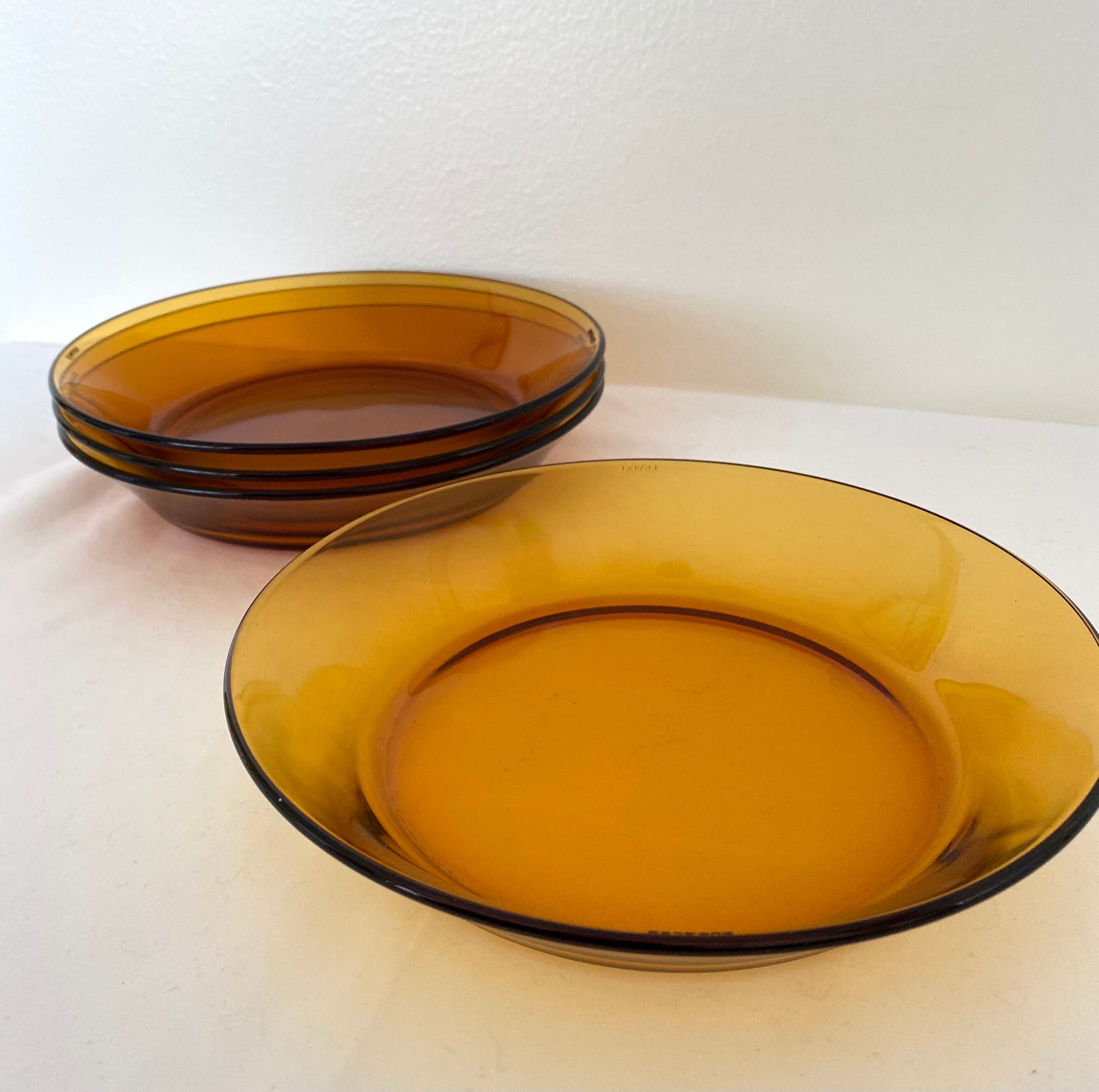 Lot de 4 assiettes à soupe ambrées Duralex