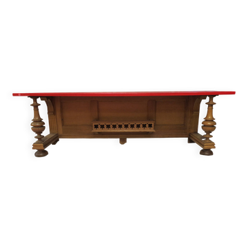 Banc dessus rouge esprit néo Renaissance