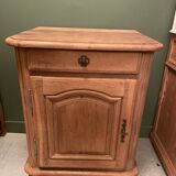 Jam jar in airbrushed oak