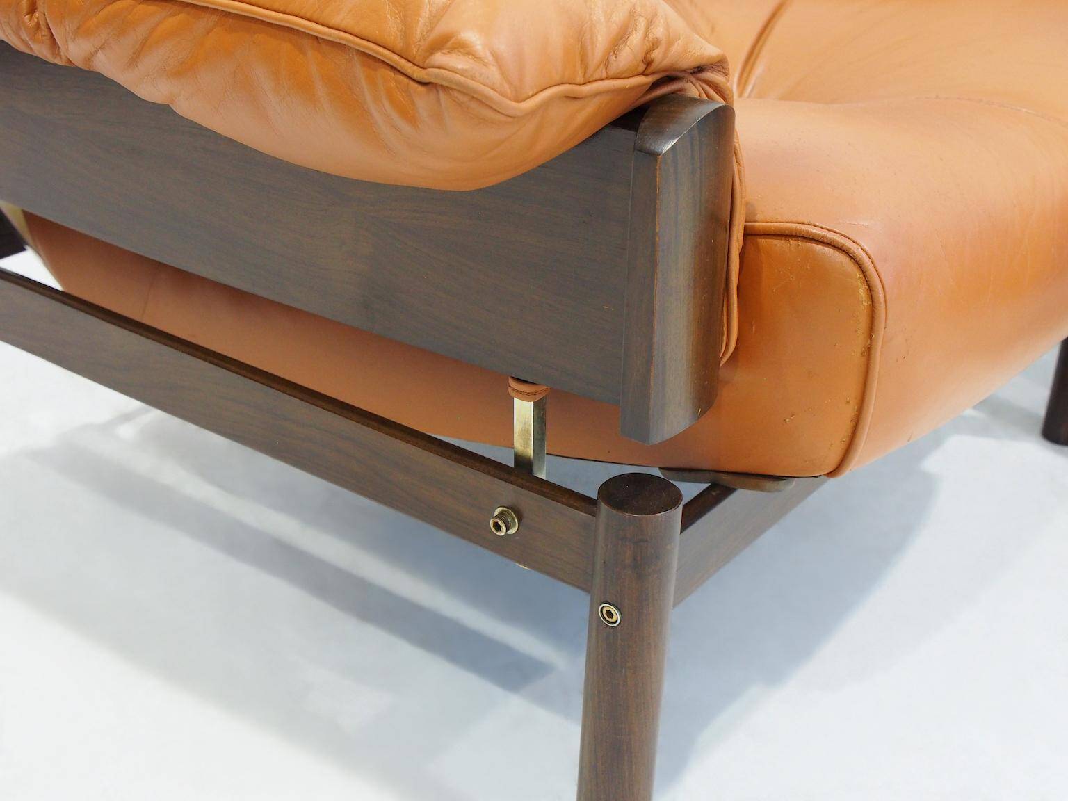 Ensemble de fauteuils MP-13 de Percival Lafer en cuir cognac
