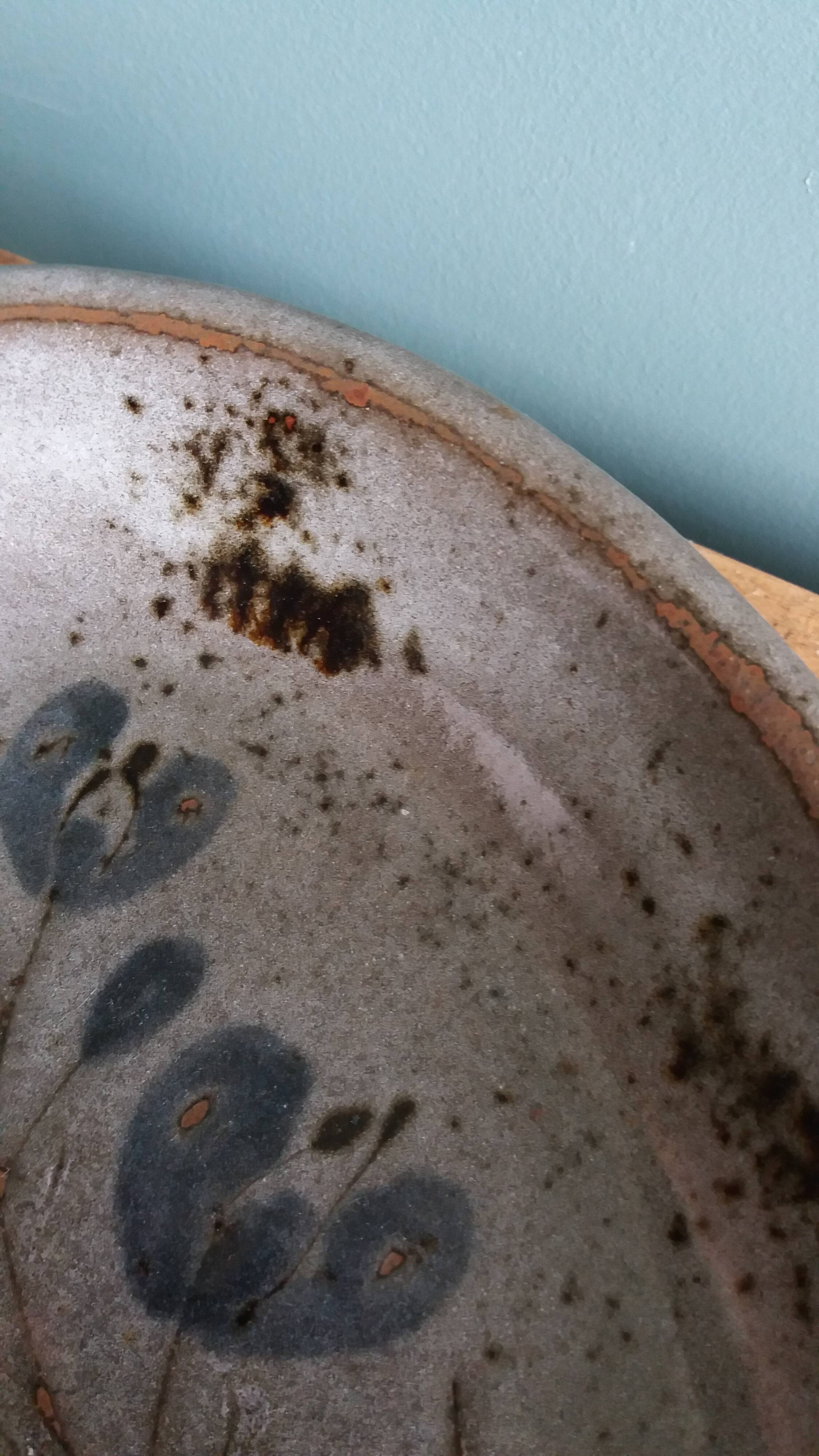 Bowl or small dish signed by Atch Thierry and Chantal Robert in Loir stoneware.