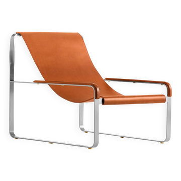 Contemporary chaise longue handcrafted in antique silvered metal and natural tobacco leather.