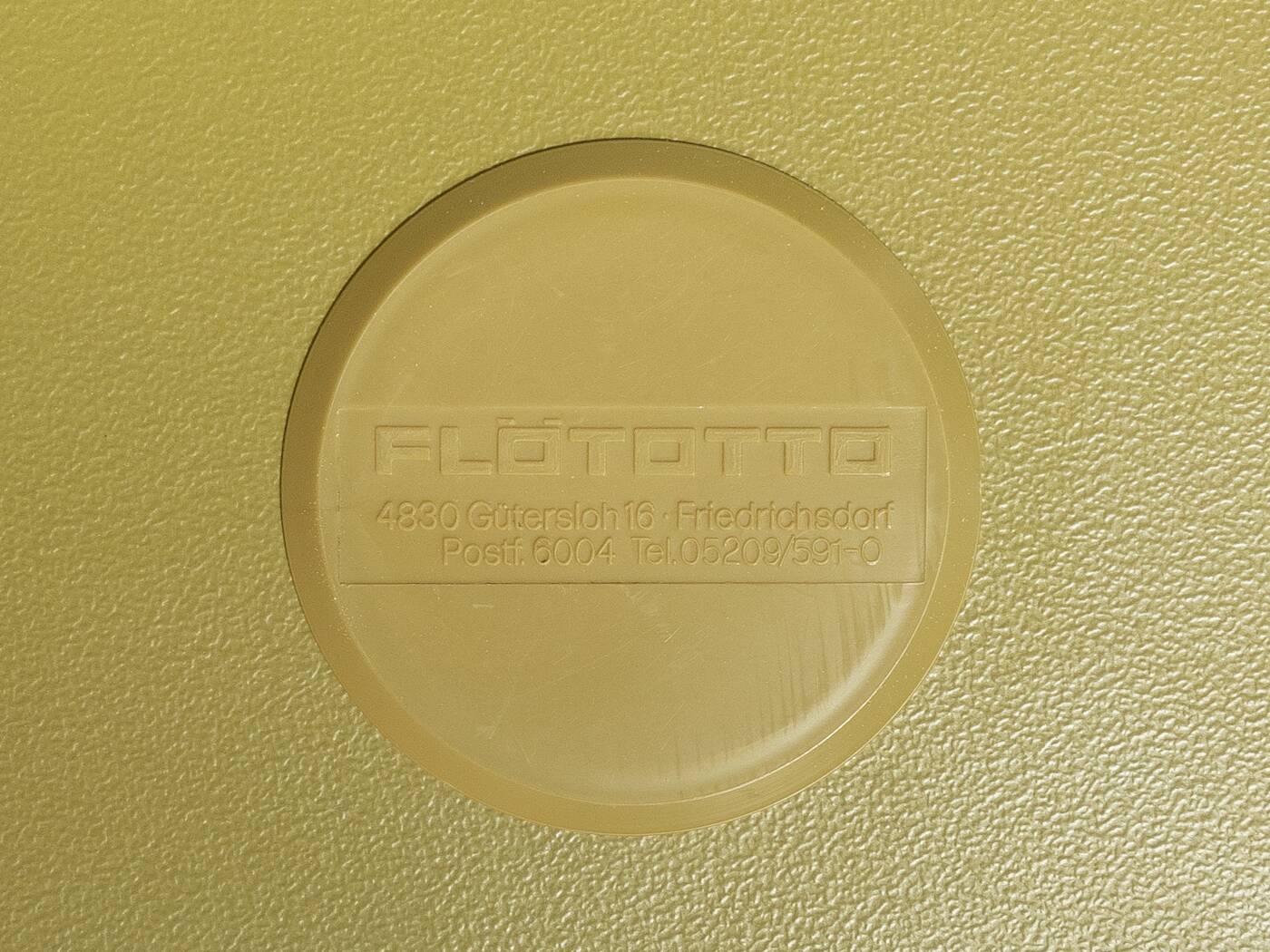 Two-piece profile system by Flötotto from the 1970s