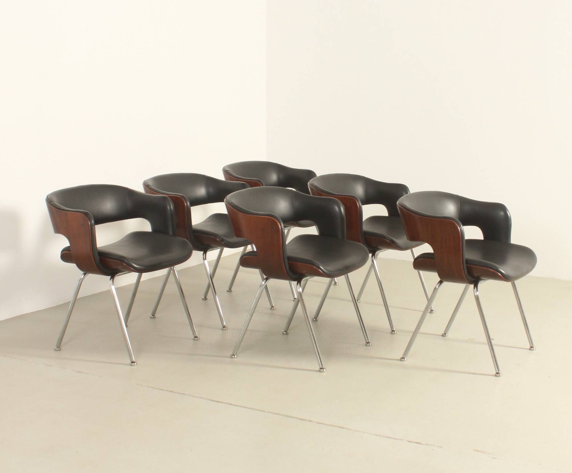 Set of six Oxford chairs by Martin Grierson for Arflex, 1963