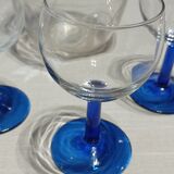 Old carafe and its wine glasses