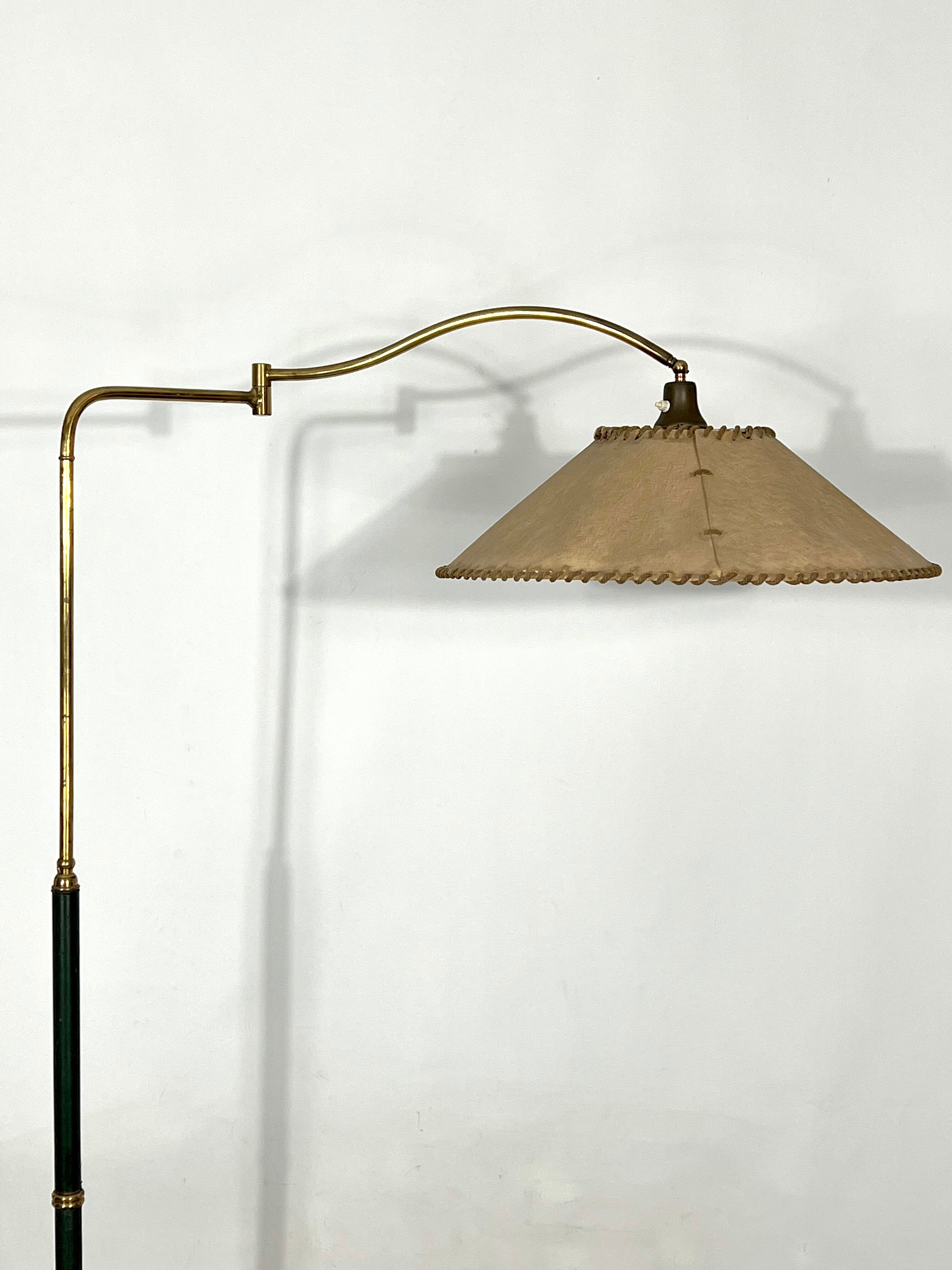 Arredoluce Monza, vintage brass and leather floor lamp. 40s