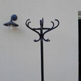 Coat rack parrot bistro