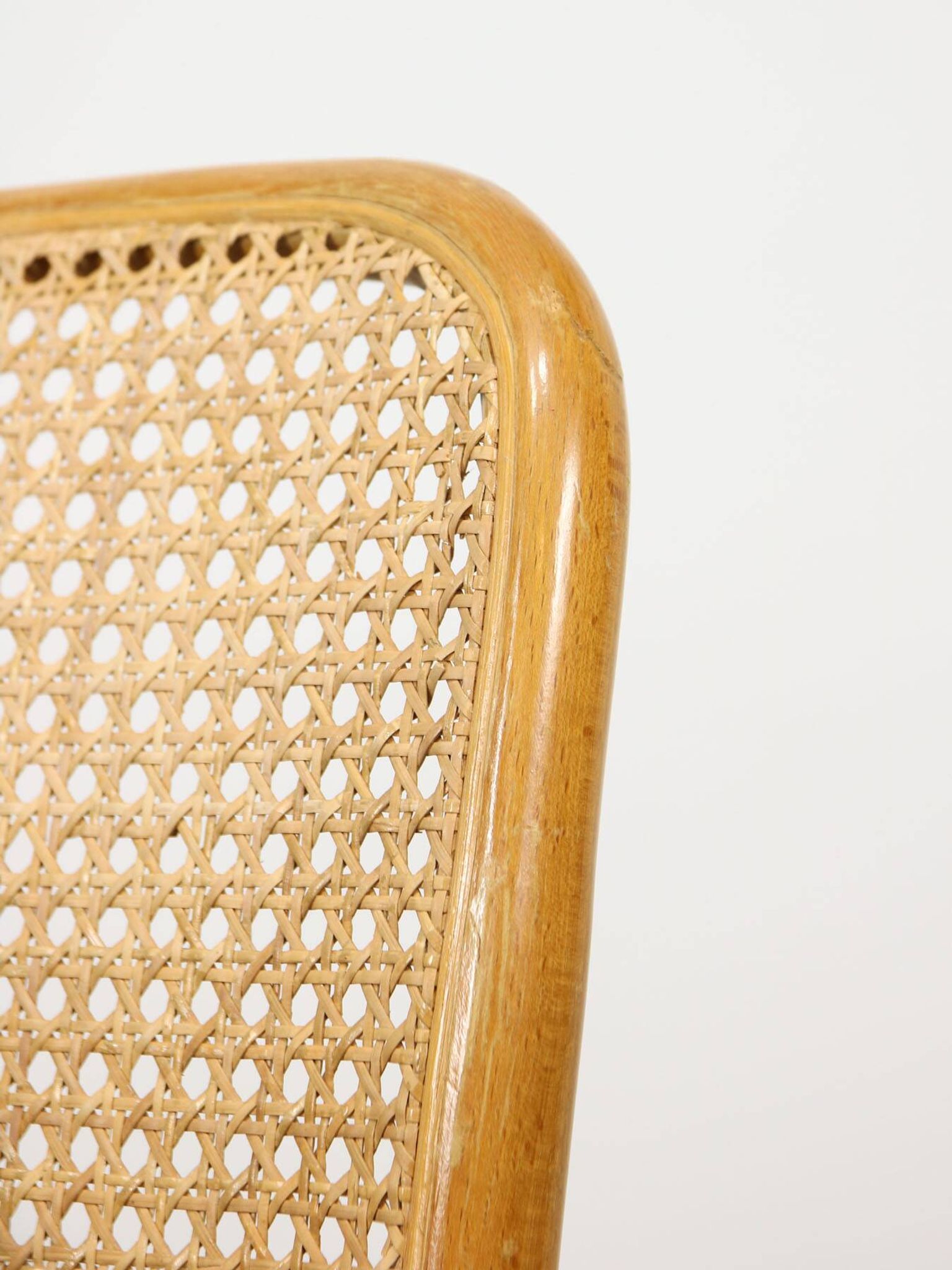 Pair of vintage No. 811 bentwood chairs