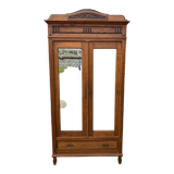 Parisian cabinet with shelves