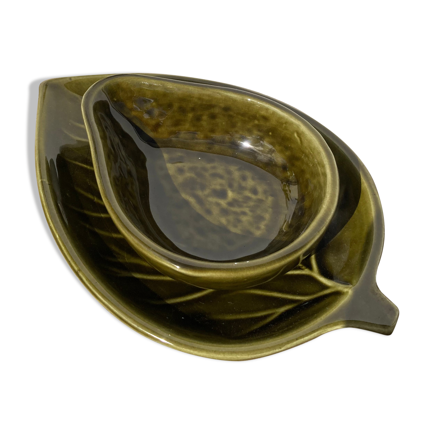 Duo of leaf and avocado slip in green ceramic - Portugal - vintage cup