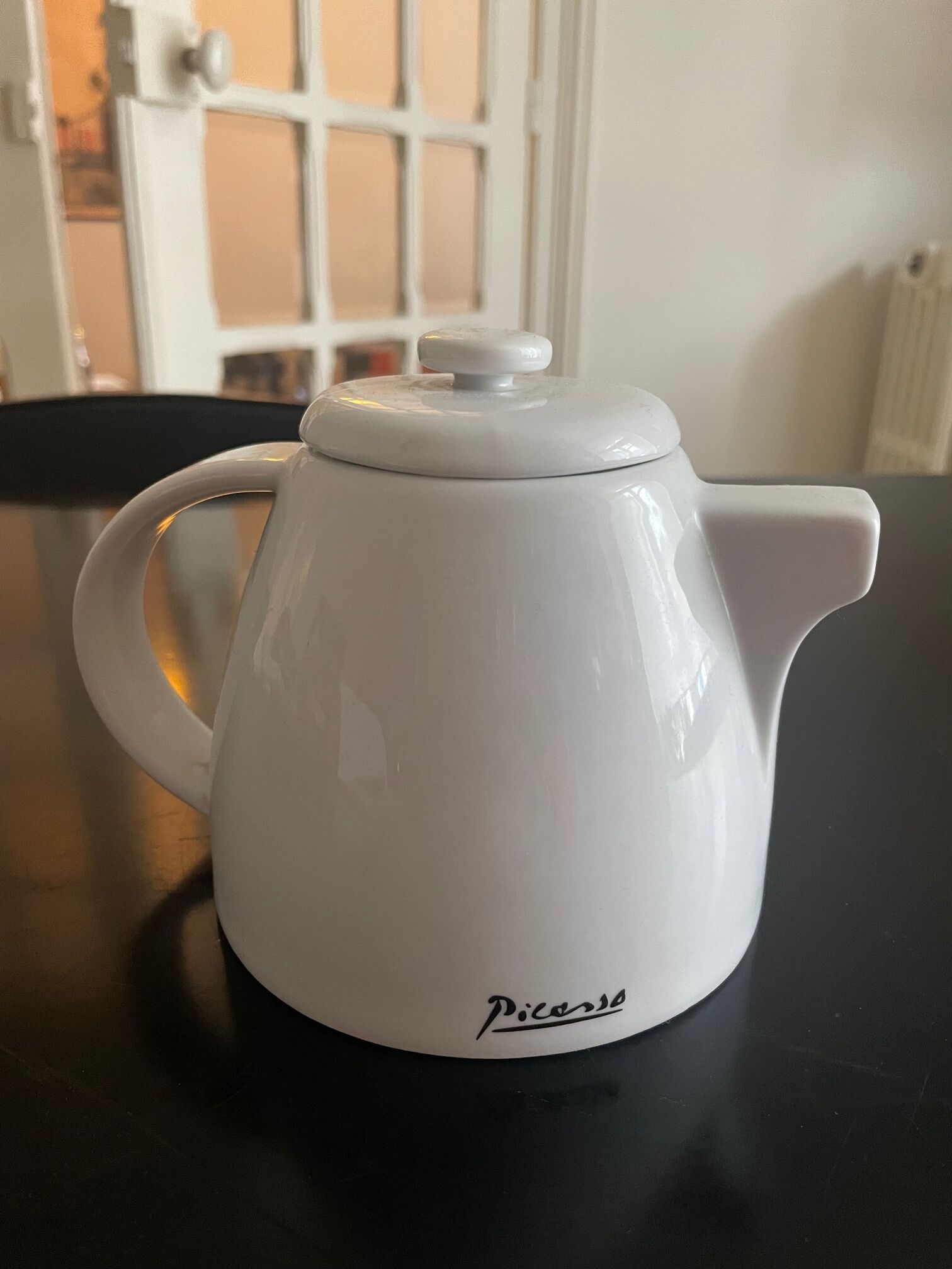 picasso teapot