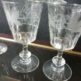6 verres à vin en cristal de Saint Louis gravés feuilles de vigne