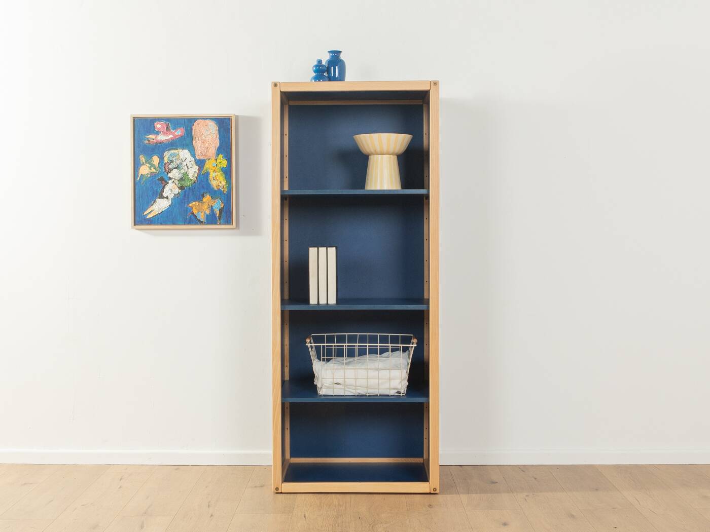 Flötotto cabinet