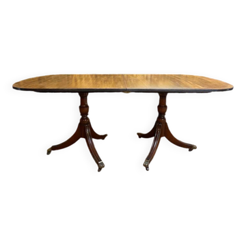 English dining room table