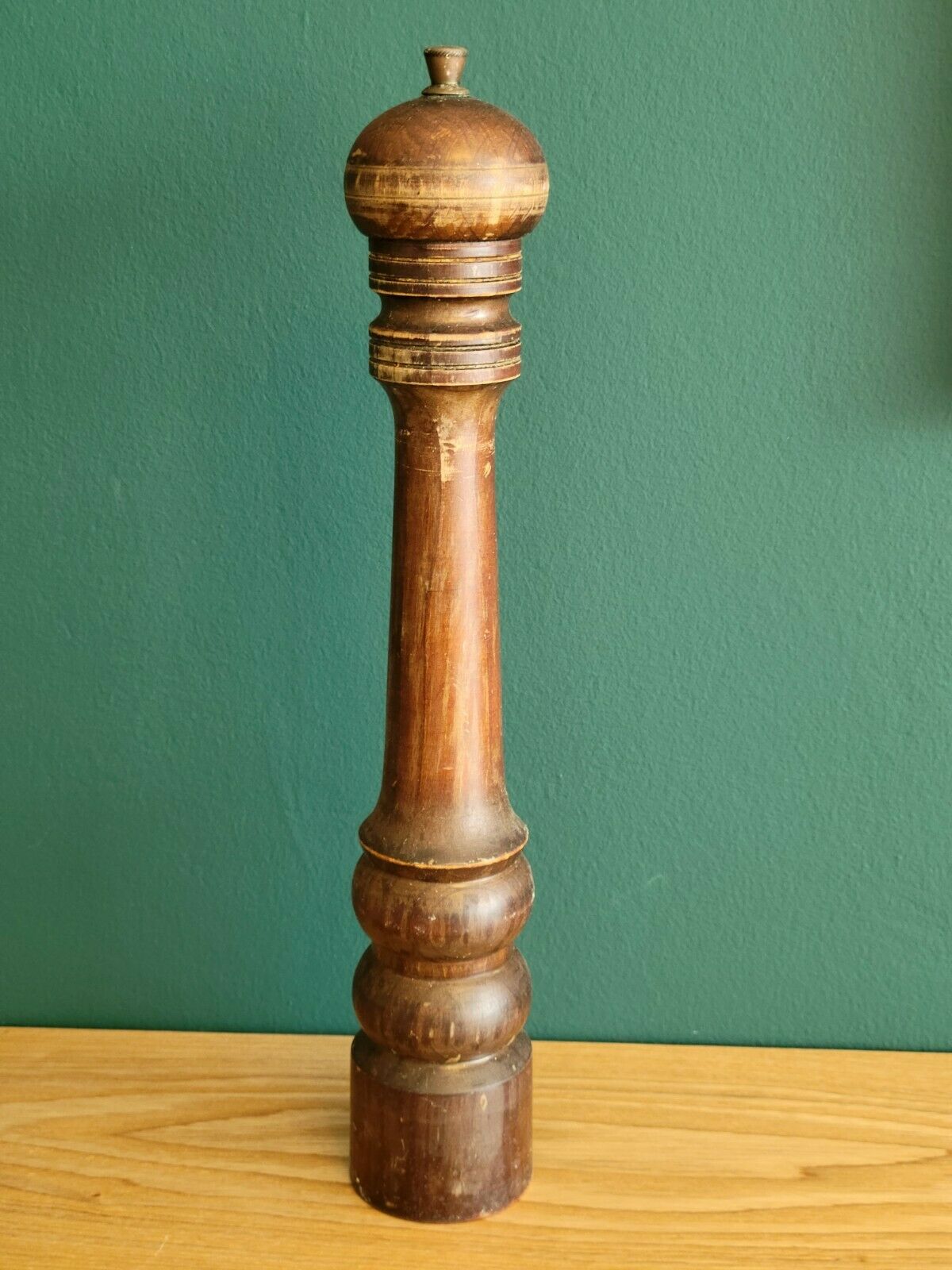Moulin à poivre vintage en bois H 36,5 cm