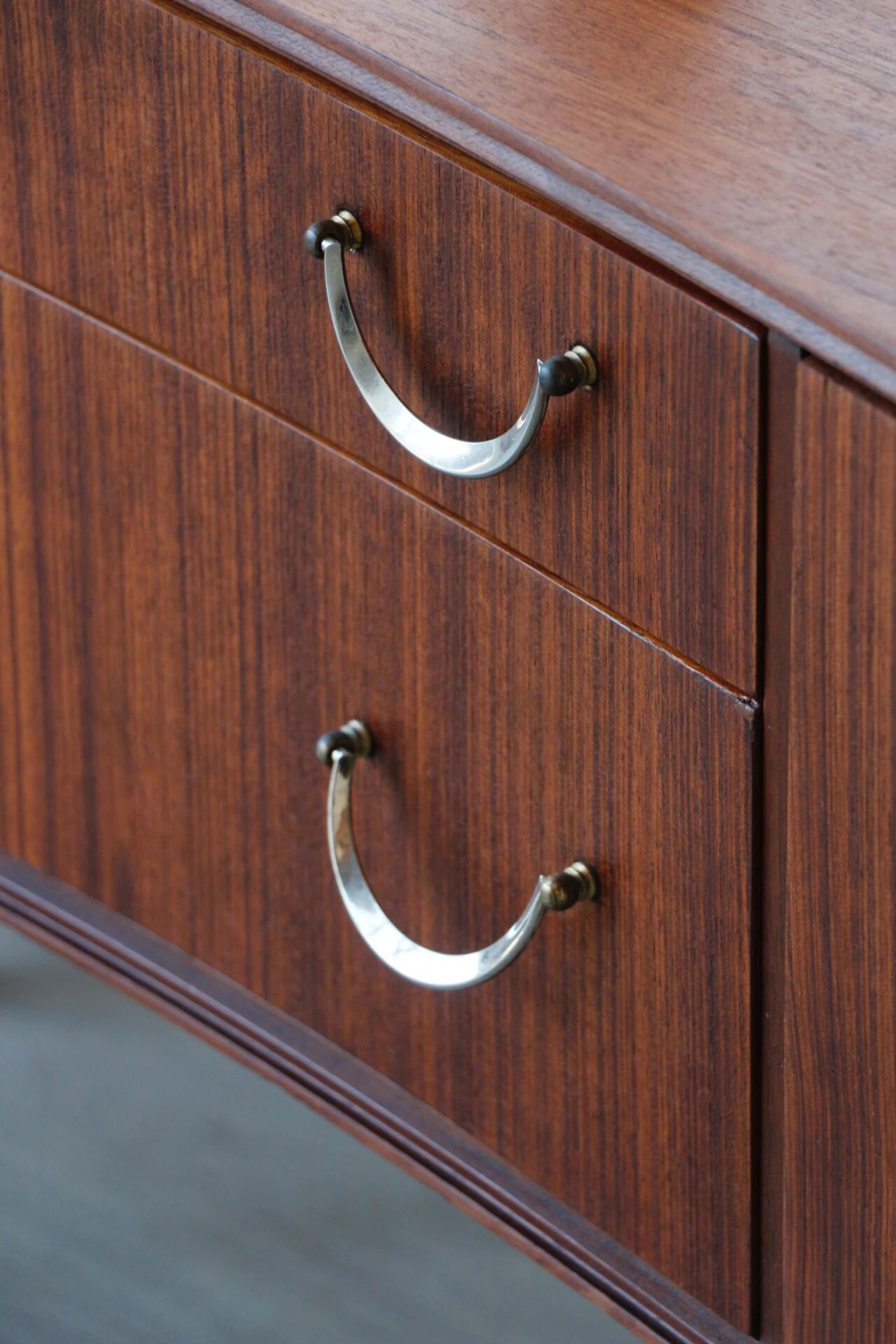 Coiffeuse vintage mid-century en teck (Meredew)
