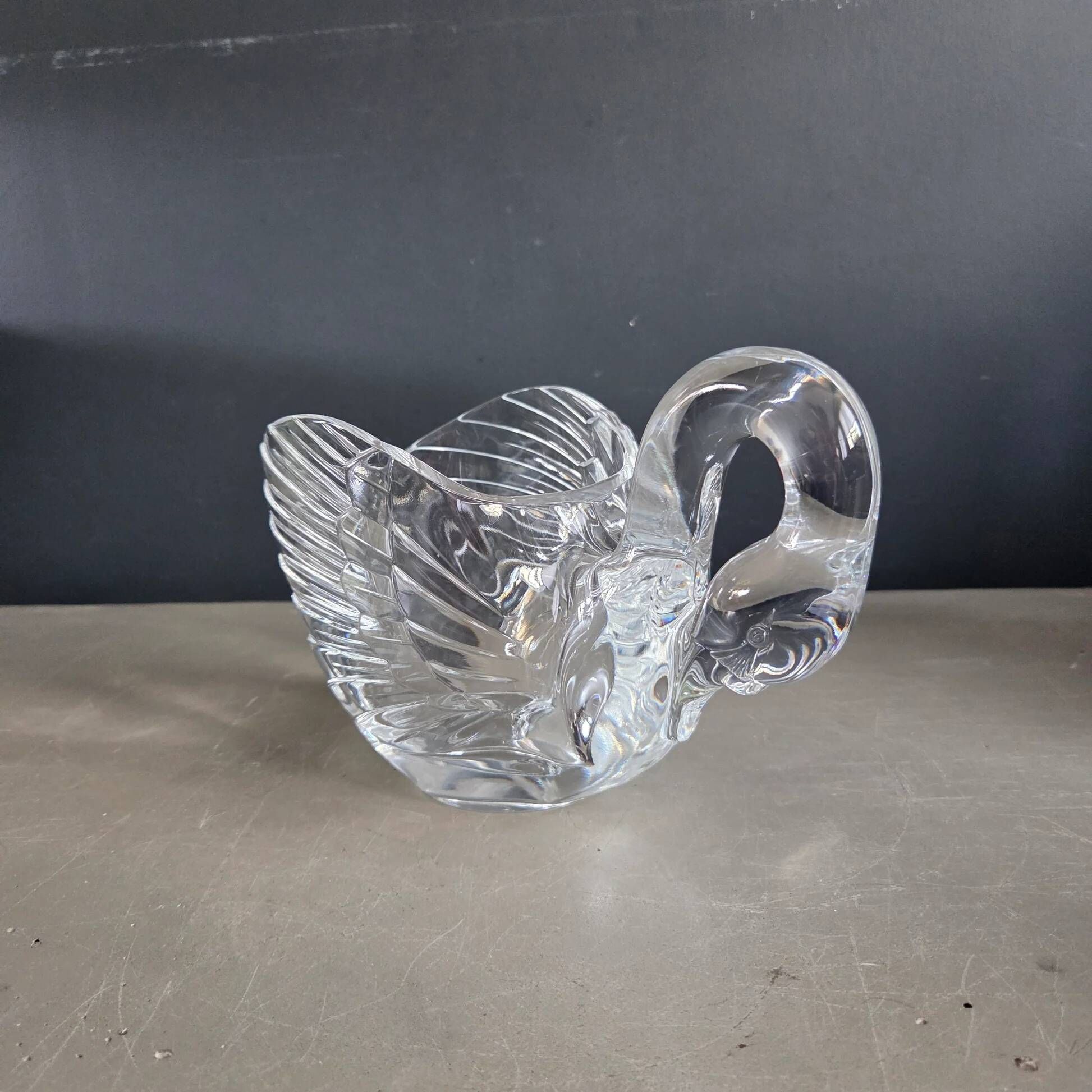 Swan crystal ice bowl