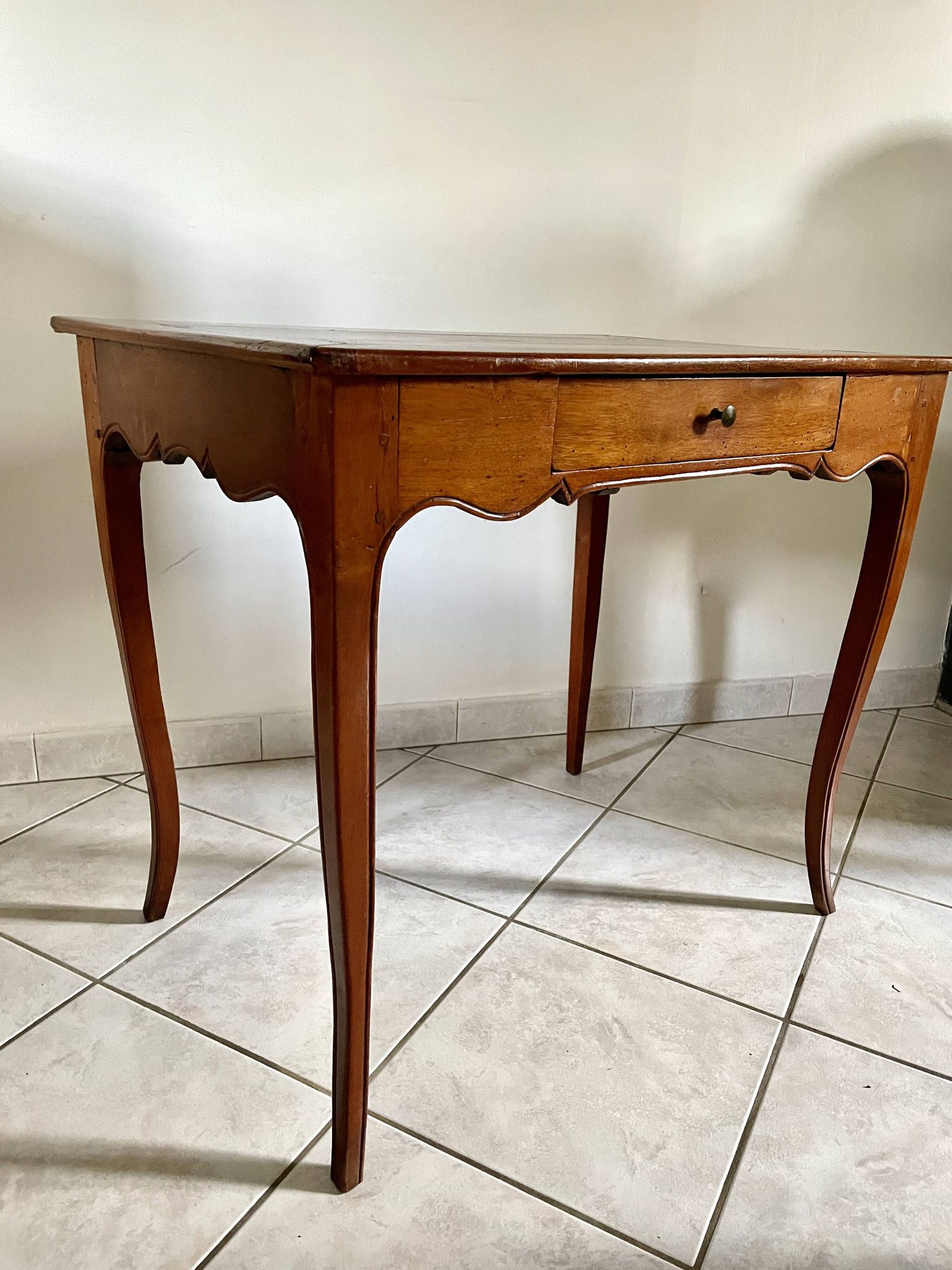 Table, small marquetry, early 20th century