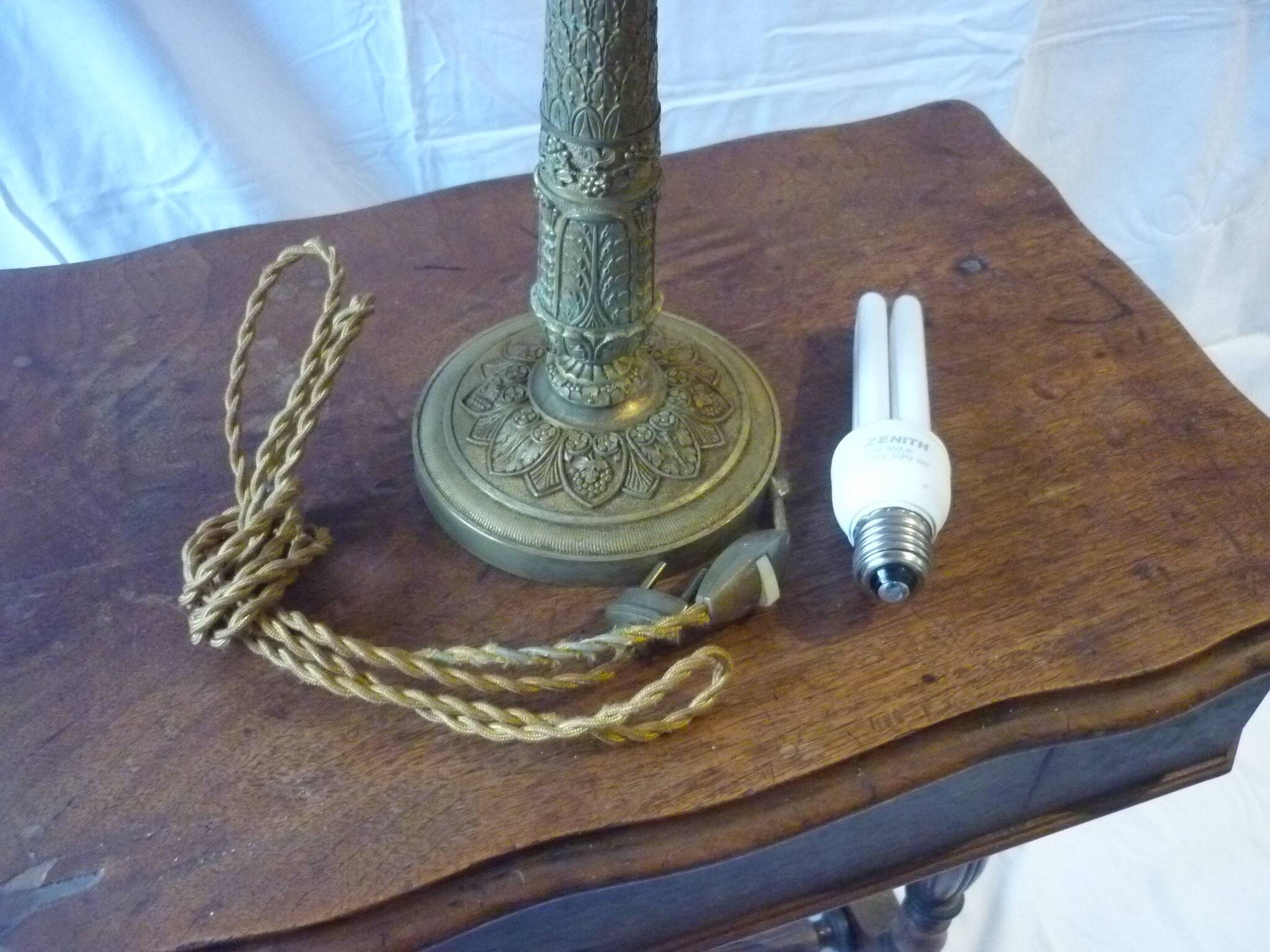 Lampe en bronze et velours 70 cm