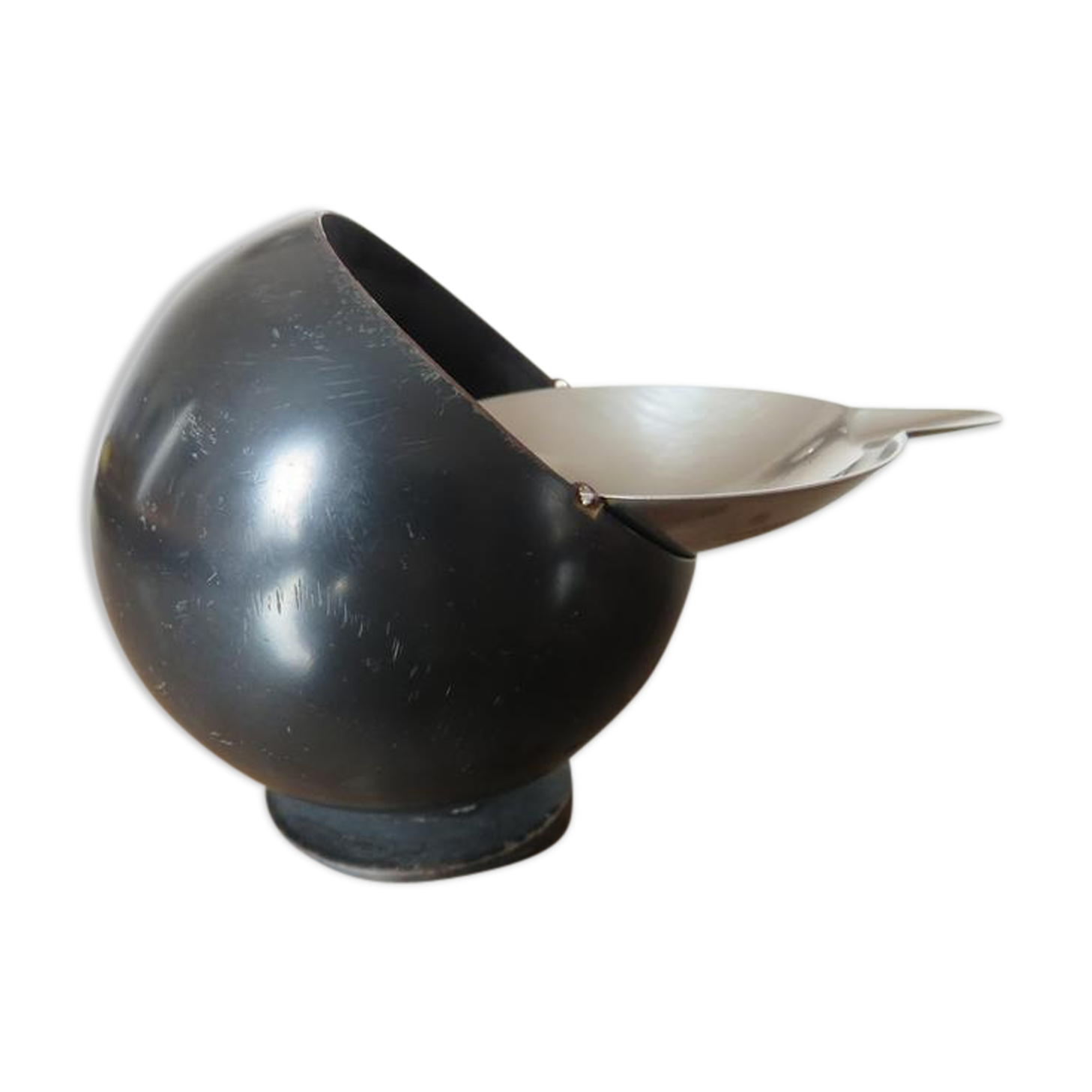 70s metal "ball" ashtray