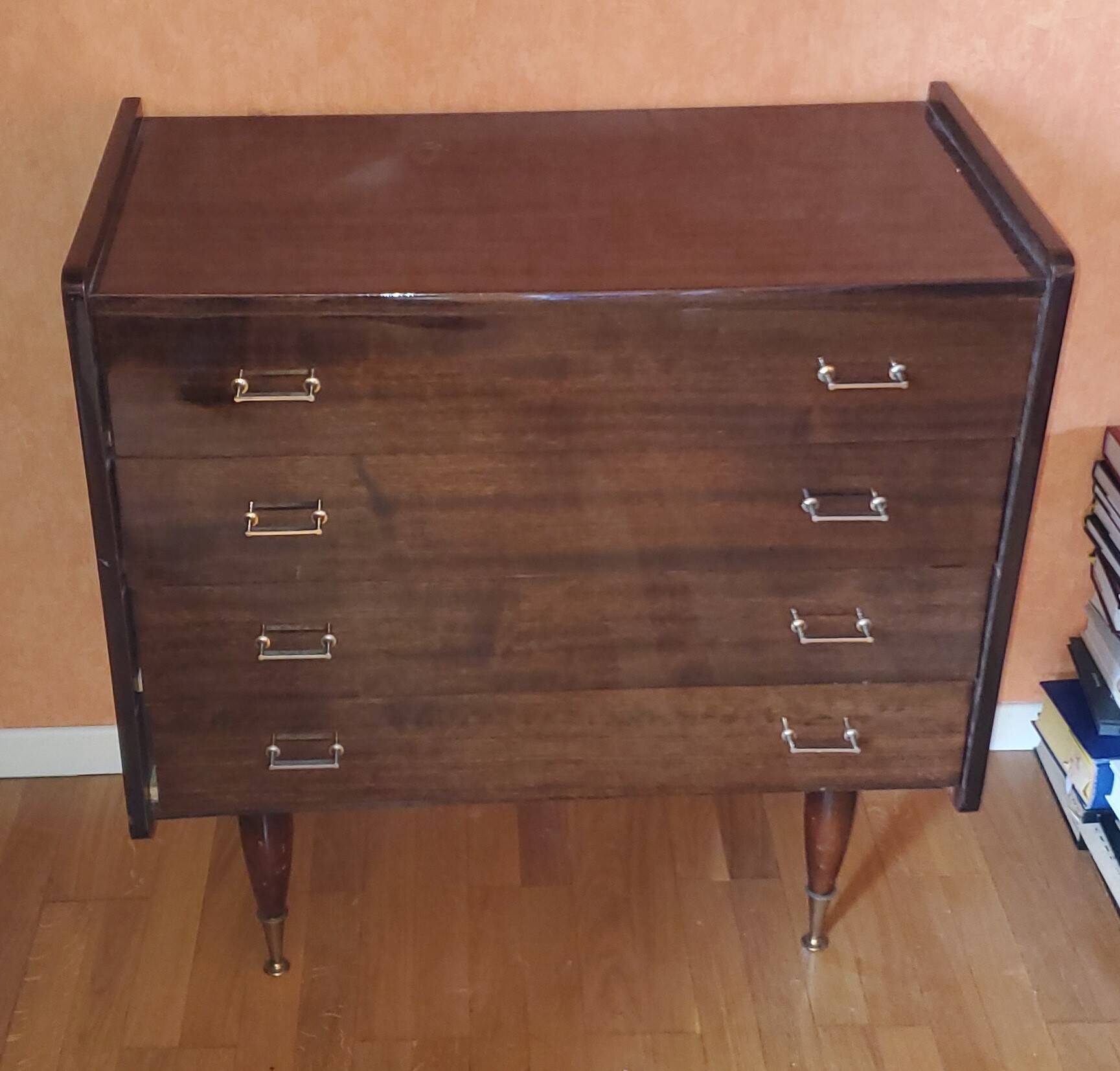 Vintage 4 drawer chest of drawers 1970