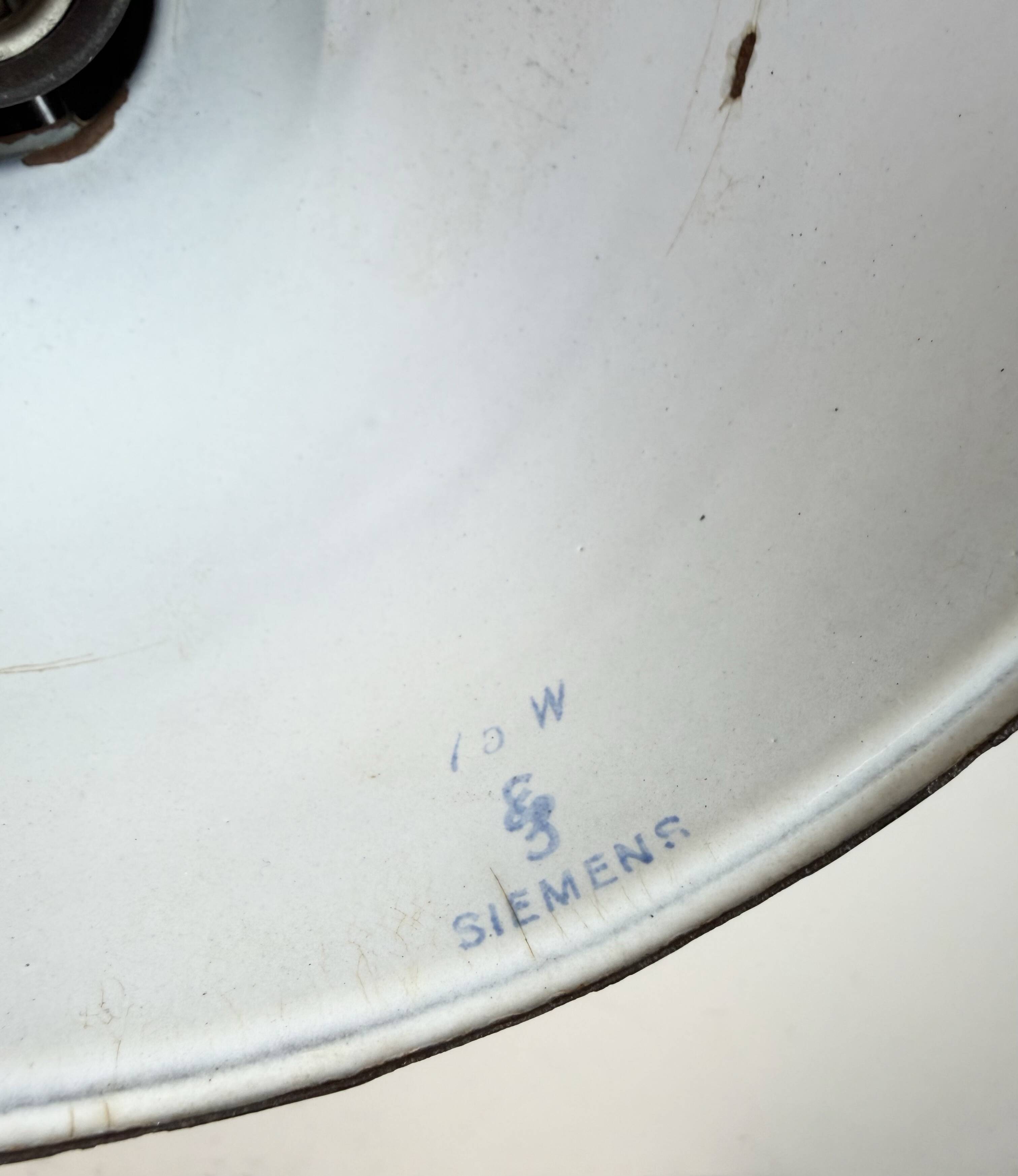 Industrial Grey Enamel Workshop Table Lamp from Siemens, 1950s