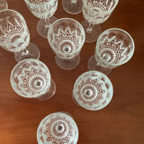 Lot of stemmed glass