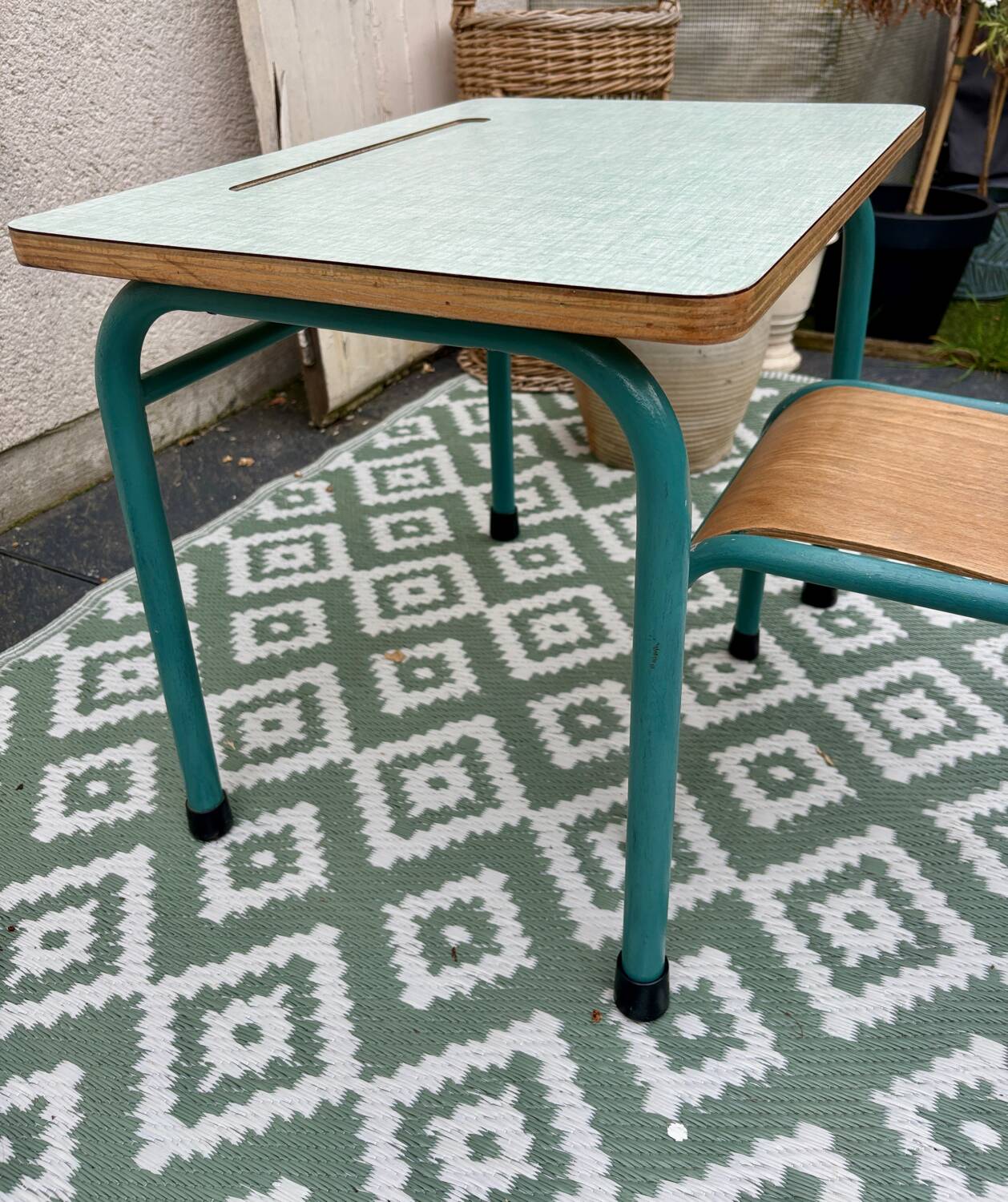 Bureau enfant Formica avec chaise