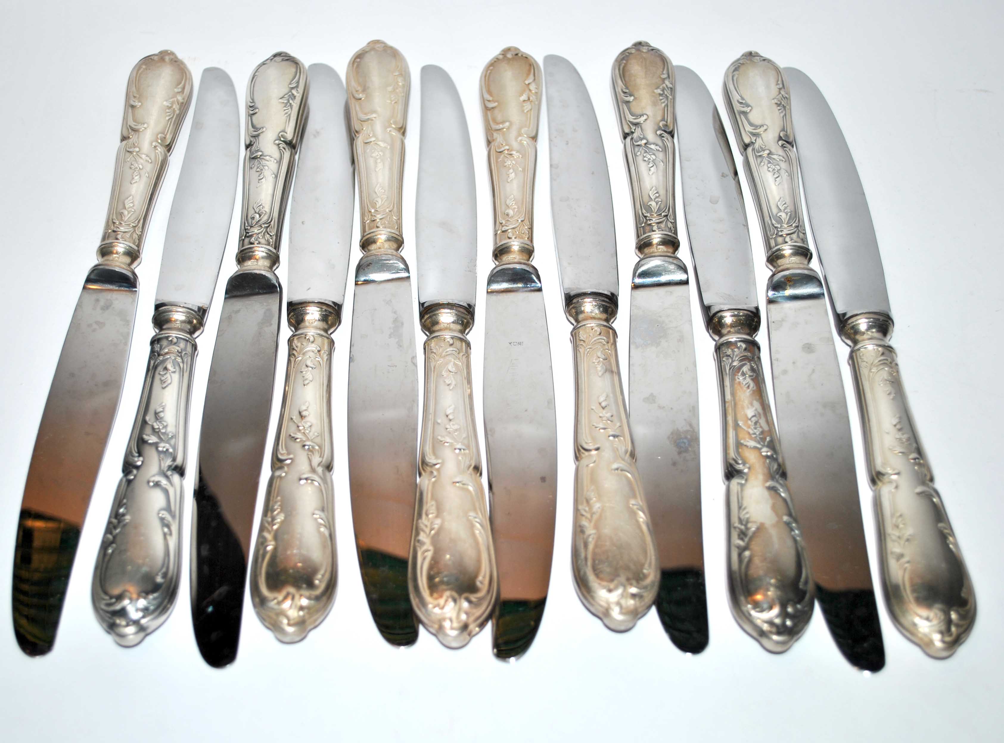 Housewife 48 vintage table cutlery in silver metal sfam - knife spoons coffee fork x12